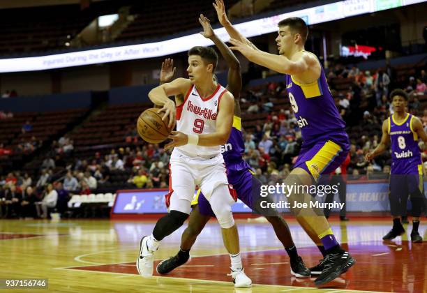 Dusty Hannahs of the Memphis Hustle passes the ball during the game against the South Bay Lakers during a NBA G-League game on March 23, 2018 at...