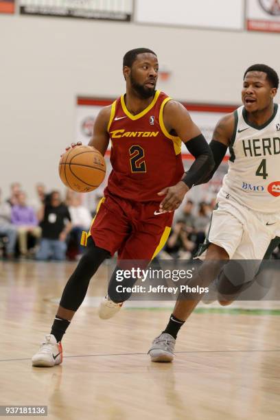 Scoochie Smith of the Canton Charge handles the ball against the Wisconsin Herd during the NBA G-League game on March 23, 2018 at the Menominee...