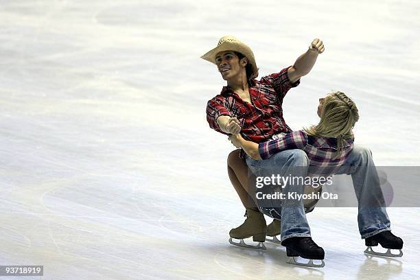 Sinead Kerr and John Kerr of Great Britain compete in the Ice Dance Original Dance during the day one of the ISU Grand Prix of Figure Skating Final...