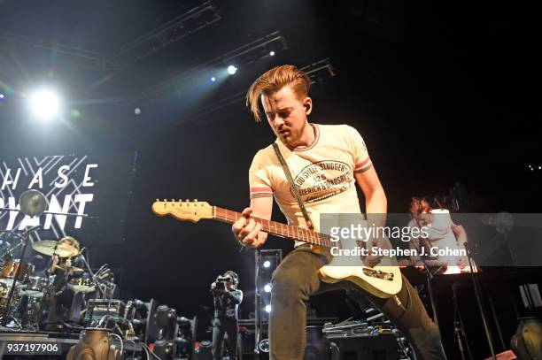 Chase Bryant performs at KFC YUM! Center on March 23, 2018 in Louisville, Kentucky.