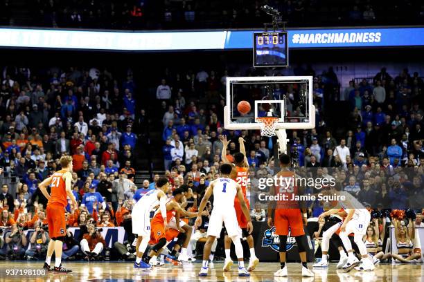 Tyus Battle of the Syracuse Orange misses a free throw with 7-second remaining against the Duke Blue Devils during the second half in the 2018 NCAA...