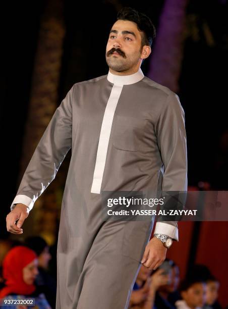 Fash Kuwait 349 Kuwait Fashion Show Stock Photos, High-Res Pictures, and Images ...