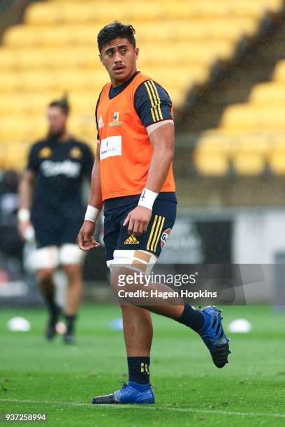 Marino Mikaele-Tu'u of the Highlanders warms up during the round six Super Rugby match between the Hurricanes and the Highlanders at Westpac Stadium...