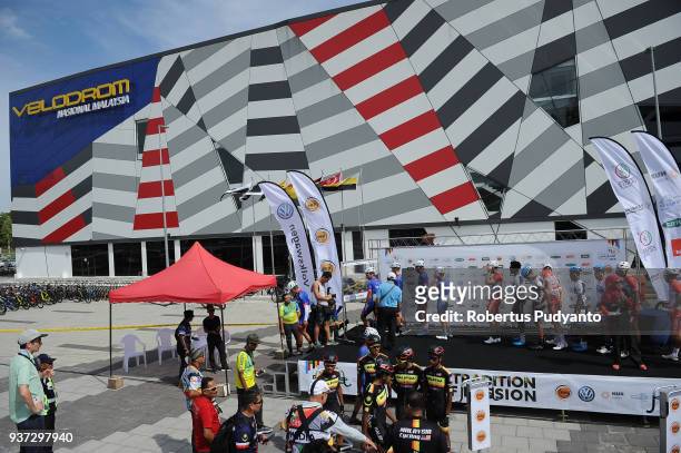 Riders sign on in front of Malaysia Velodrom in Nilai during Stage 7 of the Le Tour de Langkawi 2018, Nilai-Muar 222.4 km on March 24, 2018 in Muar,...