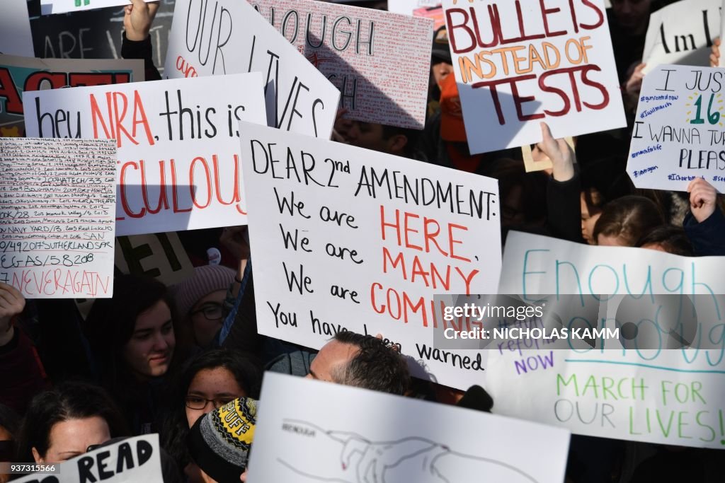 US-SCHOOL-SHOOTING-PROTEST-POLITICS