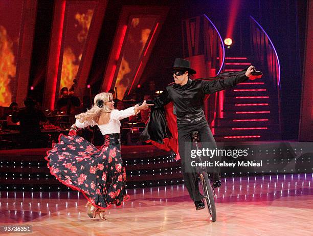 Episode 604A - Audiences were treated to an encore performance from Monday night's standout couple, Adam Carolla and Julianne Hough, on Dancing with...