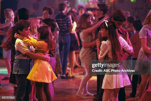 Dance with Me" 4/19/88 Fred Savage, Extras, Danica McKeller