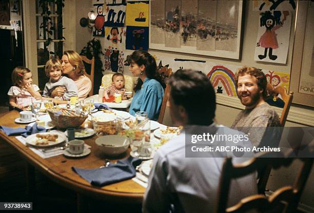 Thirtysomething- AD Gallery - 1987 Jordana Shapiro, Luke Rossi, Patricia Wettig, Mel Harris, Timothy Busfield, Ken Olin