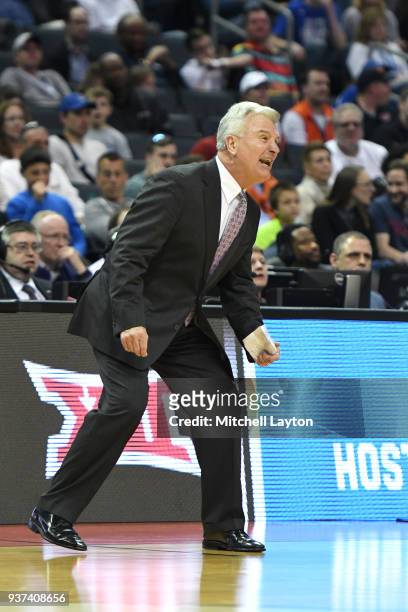 Head coach Bruce Weber of the Kanas State Wildcats reacts to a play during the first round of the 2018 NCAA Men's Basketball Tournament against the...