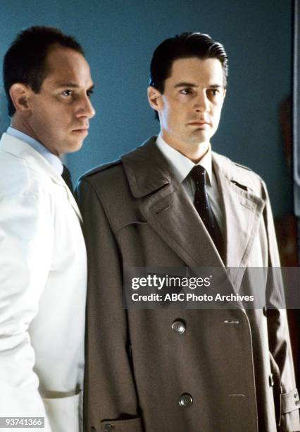 Episode Three - Season One - 4/26/1990, FBI Special Agent Dale Cooper with abrasive FBI forensics expert Albert Rosenfield , who, after offending...