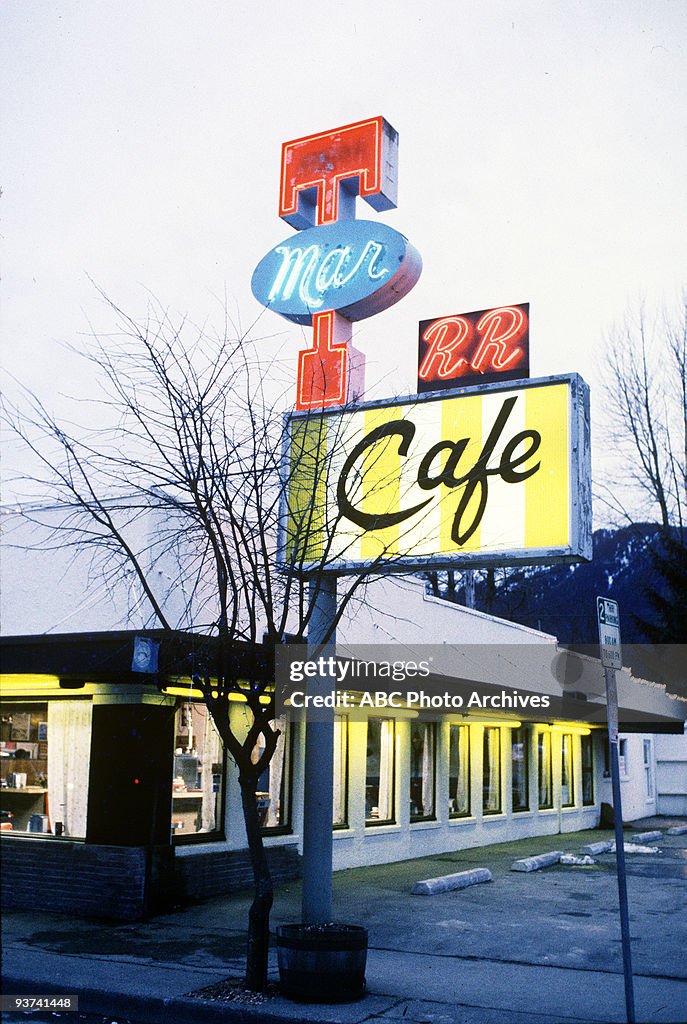 TWIN PEAKS