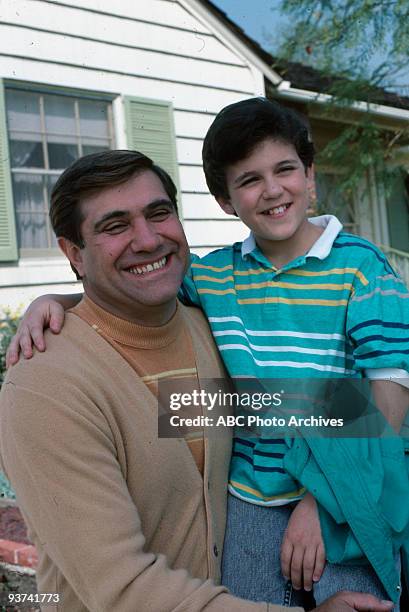 Season One - "Swingers" 3/22/88 Dan Lauria, Fred Savage