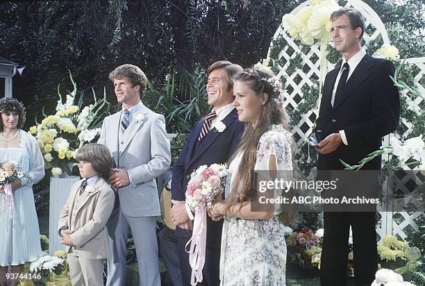 Do, I Do, I Do, I Do" - Season Four -, 9/19/79, Merle and David at their double wedding. Pictured, from left: Joannie , Nicholas and Elizabeth ....