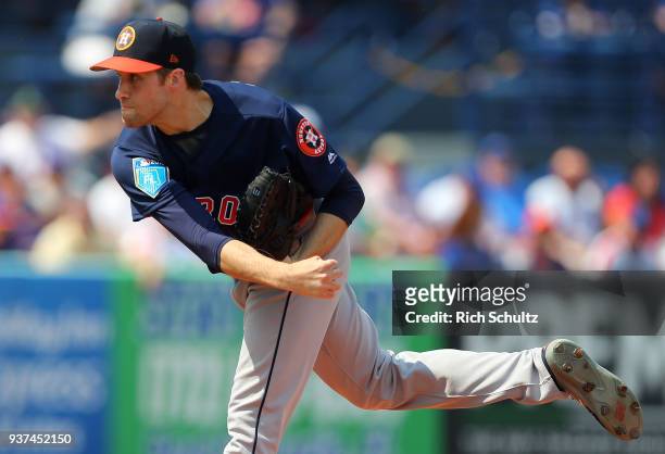 Collin McHugh of the Houston Astros in action during a spring training game against the New York Mets at First Data Field on March 6, 2018 in Port...