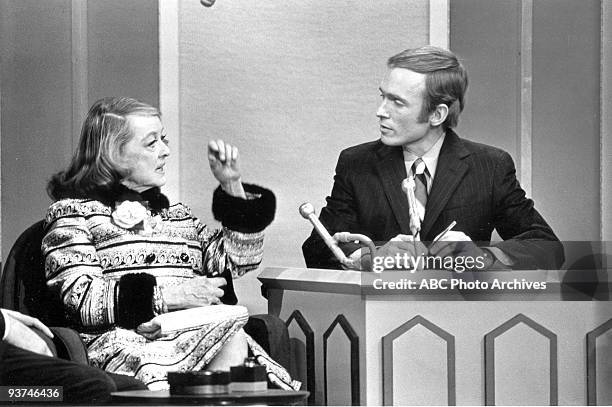 Bette Davis chatted with host Dick Cavett.,