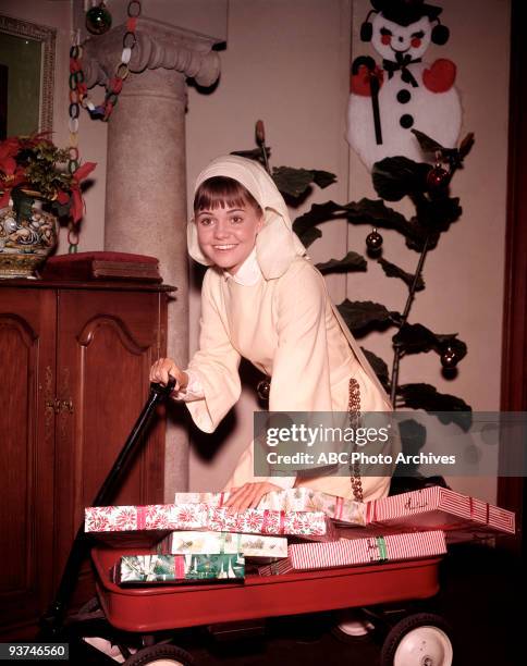 Walling in a Winter Wonderland" - Season One - 12/21/67, Sister Bertrille planned a Christmas surprise for an elderly nun.,