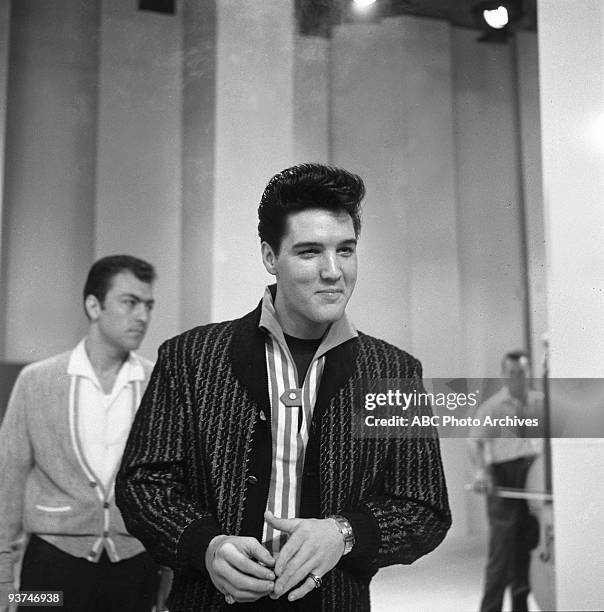 Welcome Home Elvis - Season Two - 5/12/60, Frank Sinatra welcomed special guest star Elvis Presley home from the army. A highlight from the show...