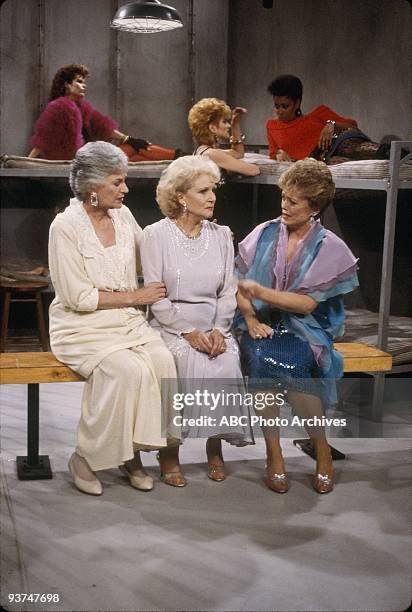 UNITED STATES THE GOLDEN GIRLS - 9/24/85- 9/24/92, BEA ARTHUR, BETTY WHITE, RUE MCCLANAHAN,