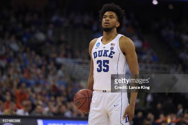 Marvin Bagley III of the Duke Blue Devils concentrates at the free throw line against the Syracuse Orange during the 2018 NCAA Men's Basketball...