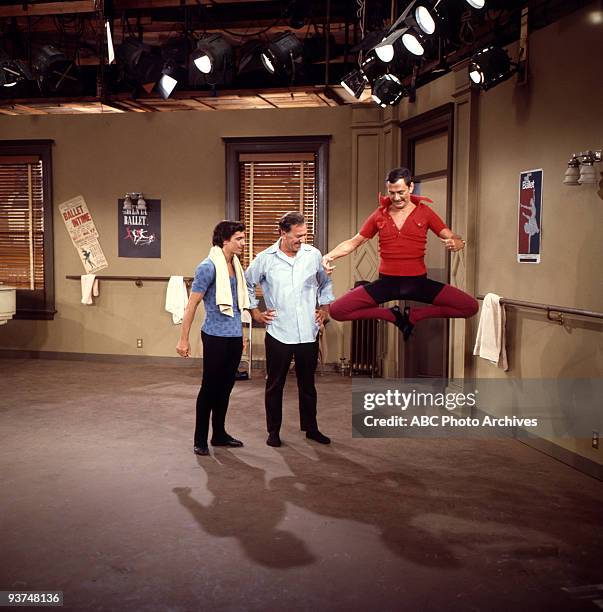 Last Tango in Newark" - Season Four - 9/21/1973, Felix and the reluctant Oscar take Edward Villella's ballet appreciation class. When Villella...