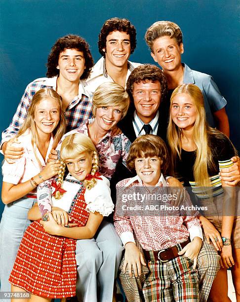 Gallery - Season Five - 9/14/73, Pictured, top row: Christopher Knight , Barry Williams , Ann B. Davis ; middle row: Eve Plumb , Florence Henderson ,...