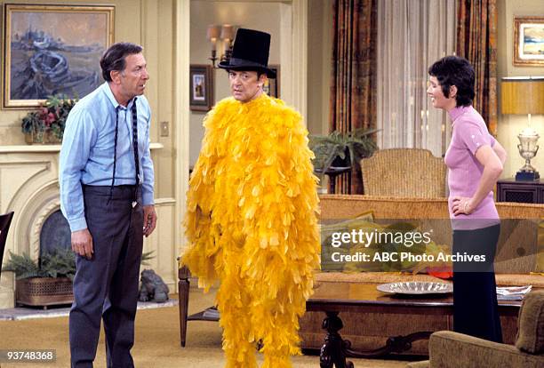 Let's Make a Deal" - Season Three - 2/23/73, After burning a hole in Felix's bed, Oscar calls on his poker buddy Monty Hall to have Felix appear on...