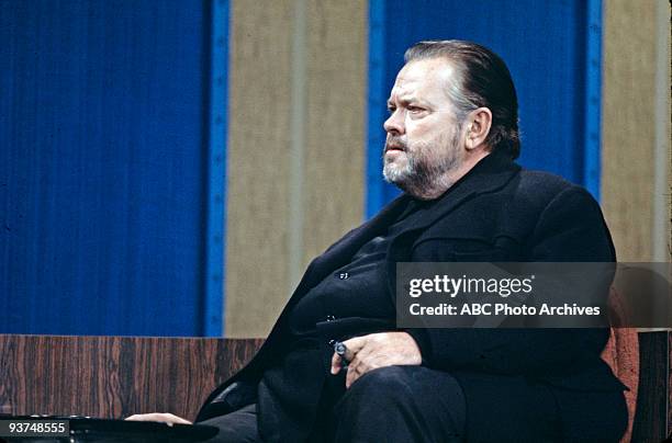 Orson Welles chatted with host Dick Cavett.,