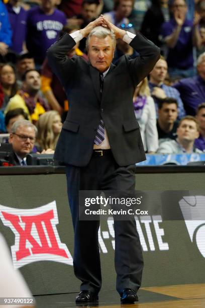 Head coach Bruce Weber of the Kansas State Wildcats reacts to his team against the Loyola Ramblers in the first half during the 2018 NCAA Men's...