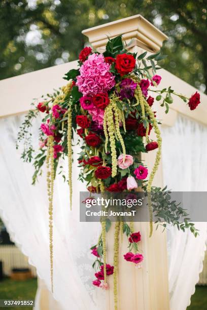 wedding flower decoration on wedding venue - jovanat stock pictures, royalty-free photos & images