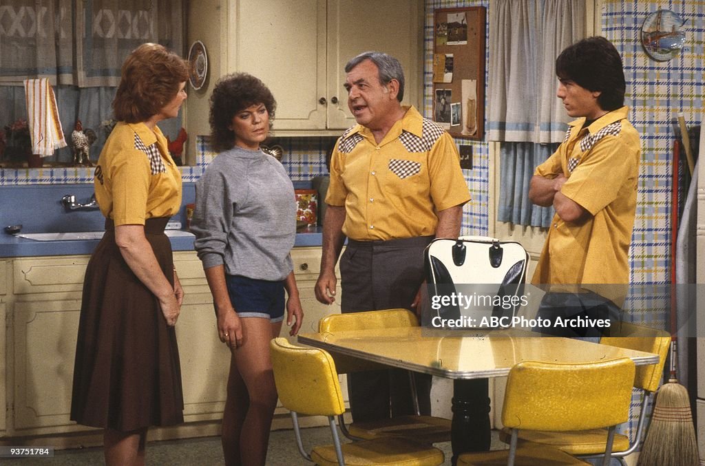 Days Kiss Me Teach 11084 Marion Ross Erin Moran Tom Bosley News Photo Getty Images