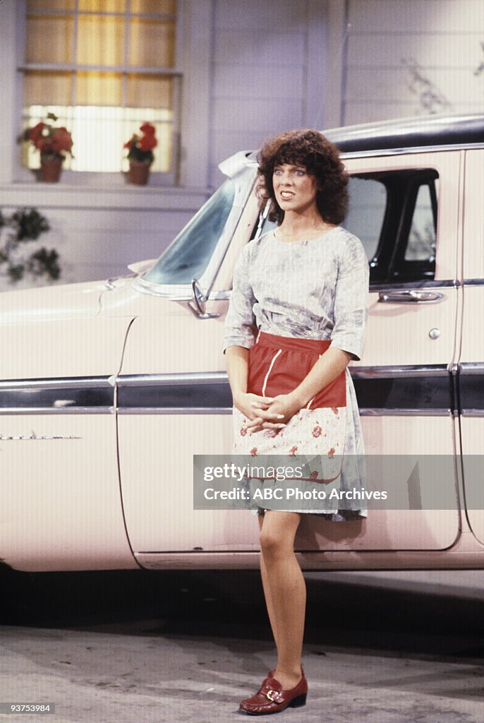 DAYS Joanie Gets Wheels 12 9 80 Erin Moran News Photo Getty Images days-joanie-gets-wheels-12-9-80-erin-moran-news-photo-getty-images