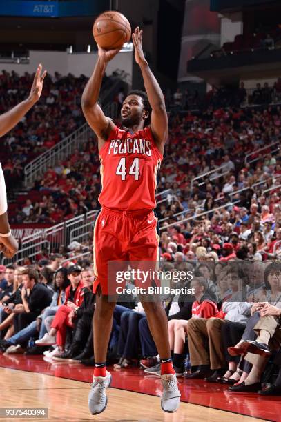 Solomon Hill of the New Orleans Pelicans shoots the ball against the Houston Rockets on March 24, 2018 at the Toyota Center in Houston, Texas. NOTE...