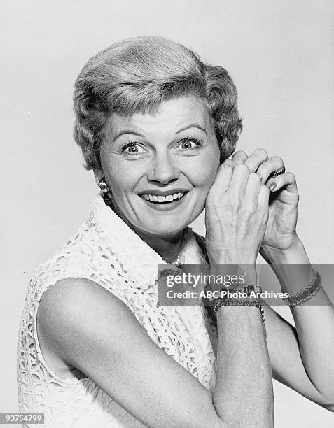 Barbara Billingsley Photos and Premium High Res Pictures - Getty Images
