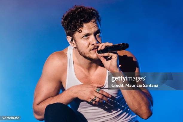 Dan Reynolds singer member of the band Imagine Dragons performs live on stage during the second day of Lollapalooza Brazil Festival at Interlagos...