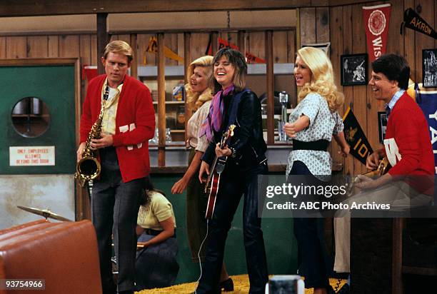 Fonzie and Leather Tuscadero" 11/8/77 Ron Howard, Donna Fein, Suzi Quatro, Kathleen Elizabeth Richards, Anson Williams