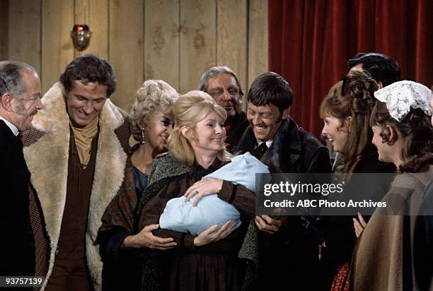 Christmas Place" 12/18/68 Extra, Robert Brown, Joan Blondell, Christine Matchett, Michael Bell, Bridget Hanley, Susan Tolsky