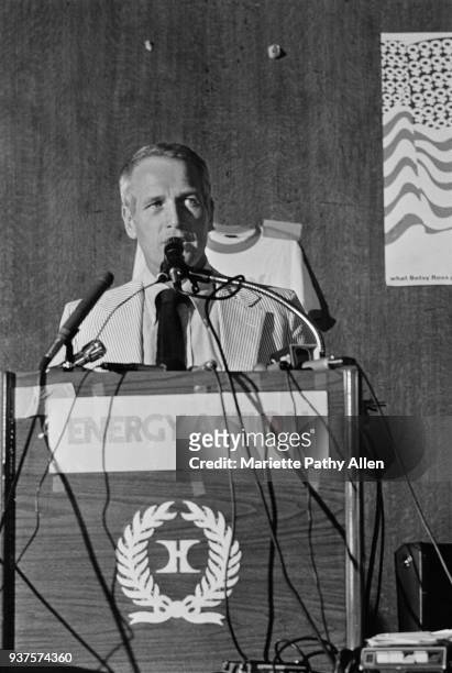 New York, New York, USA Actor, Paul Newman speaks at the podium of the Domocratic National Convention, Caucus of Energy Action Committee to the...
