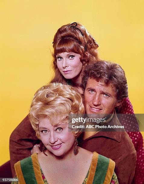 Gallery" 1968-1970 Joan Blondell, Bridget Hanley, Robert Brown