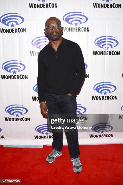 Lennie James attends the "Fear the Walking Dead" press conference at WonderCon 2018 - Day 2 at Anaheim Convention Center on March 24, 2018 in...