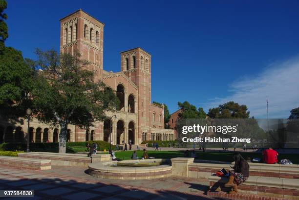 royce hall an der ucla - university of california los angeles stock-fotos und bilder