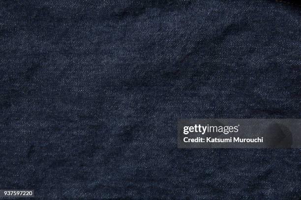 denim textures background - spijkerstof stockfoto's en -beelden