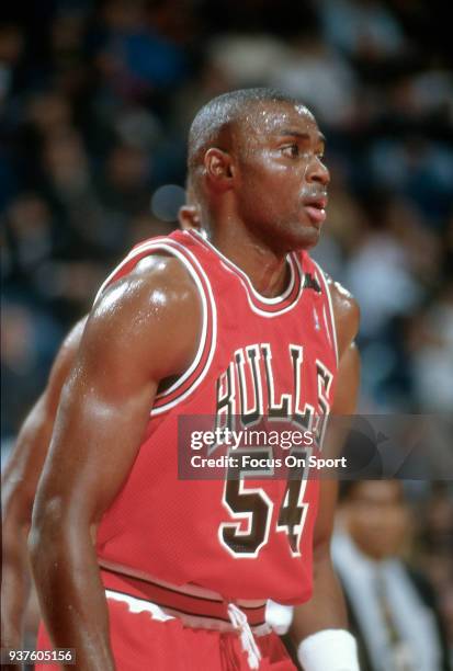 Horace Grant of the Chicago Bulls looks on against the Washington Bullets during an NBA basketball game circa 1992 at the Capital Centre in Landover,...