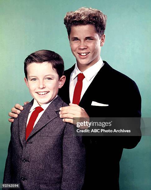 Gallery - 1959-60, Jerry Mathers , Tony Dow ,