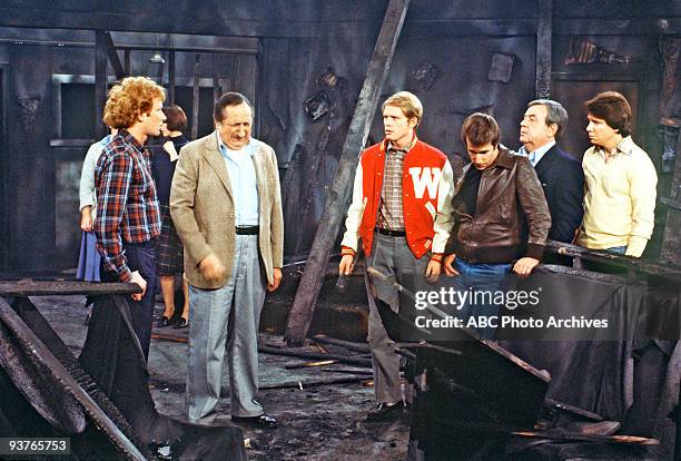 Hot Stuff" - Season Seven - 1/22/80, Ralph , Richie , Fonzie , Howard and Potsie comforted Al , who gave up all hope to save Arnold's after it was...