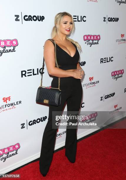 Model Kinsey Wolanski attends the 4th annual 'Babes In Toyland' Pet Gala benefiting 'Operation Blankets Of Love' at Avalon on March 21, 2018 in...