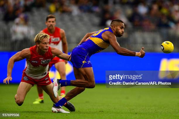 Lewis Jetta of the Eagles gathers the ball during the 2018 AFL round 01 match between the West Coast Eagles and the Sydney Swans at Optus Stadium on...