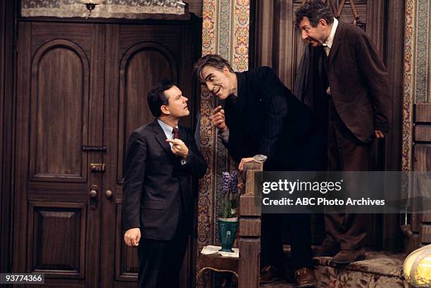 Arsenic and Old Lace" 1969 Bob Crane, Fred Gwynne, Jack Gilford