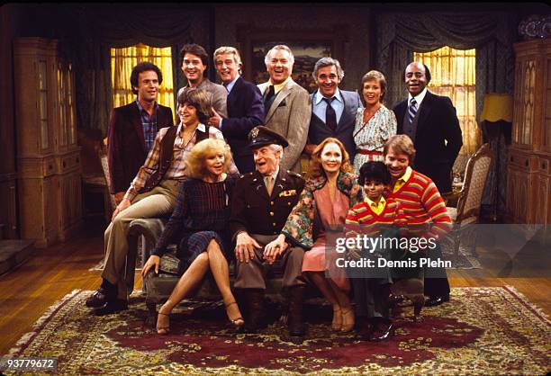 Cast shot - Season Four - 10/24/80, Top row, left: Billy Crystal , Ted Wass , Richard Mulligan , Robert Mandan , Donnelly Rhodes , Jennifer Salt ,...