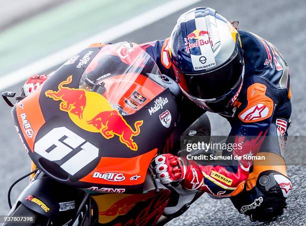 Rider Can Oncu of Turkey and KTM team in action during the Moto3 Junior World Championship in Estoril on March 25, 2018 in Estoril, Portugal.