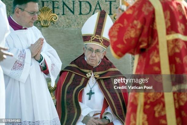 Pope Francis leads the Palm Sunday Mass at St. Peter's Square on March 25, 2018 in Vatican City, Vatican. The pope on Sunday presided at the...